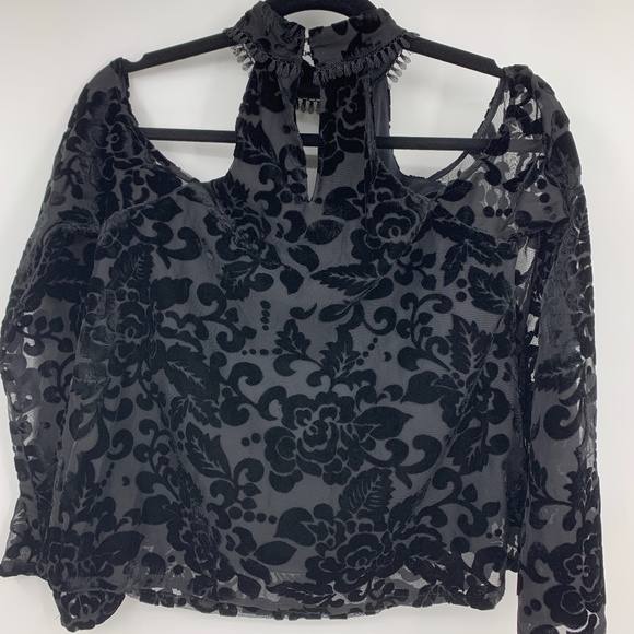 JOA blouse medium velvet high neck fringe keyhole - Picture 2 of 6